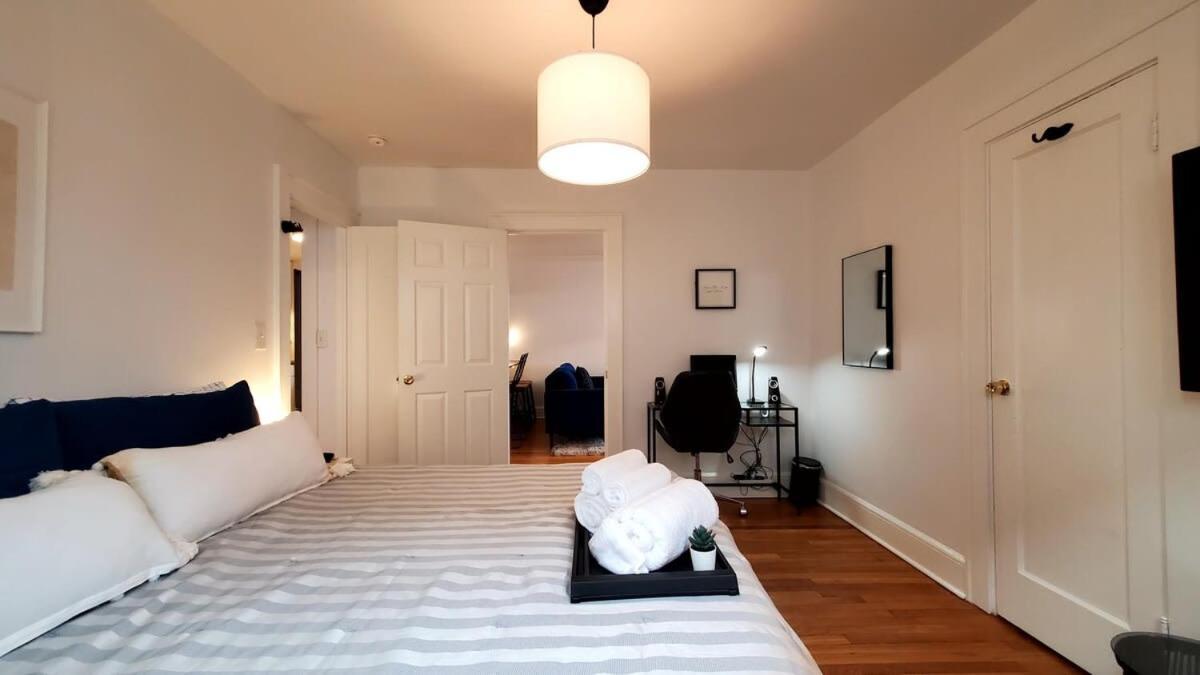 The Blue Sapphire 2Br 2 King Beds & Ample Backyard Διαμέρισμα Μπρίτζπορτ Εξωτερικό φωτογραφία