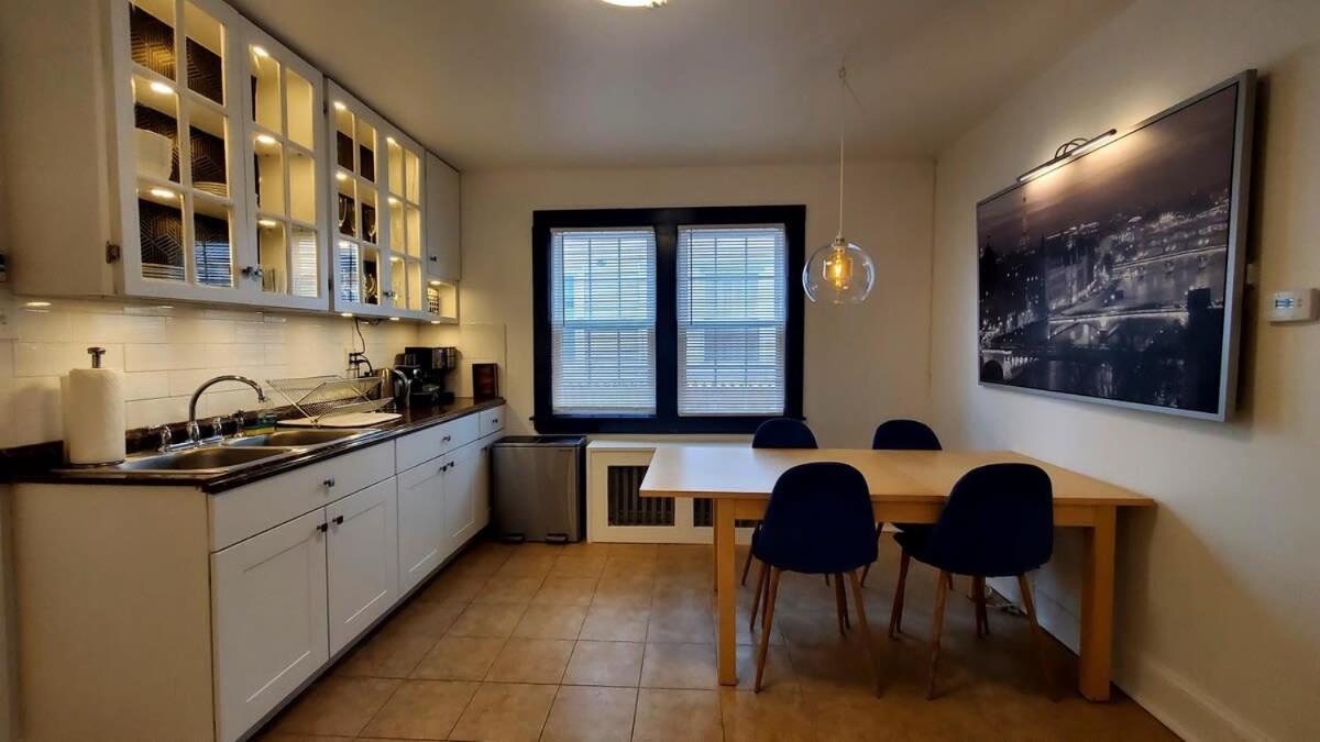The Blue Sapphire 2Br 2 King Beds & Ample Backyard Διαμέρισμα Μπρίτζπορτ Εξωτερικό φωτογραφία