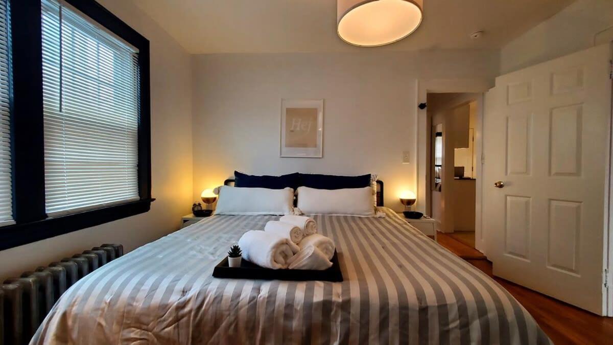 The Blue Sapphire 2Br 2 King Beds & Ample Backyard Διαμέρισμα Μπρίτζπορτ Εξωτερικό φωτογραφία