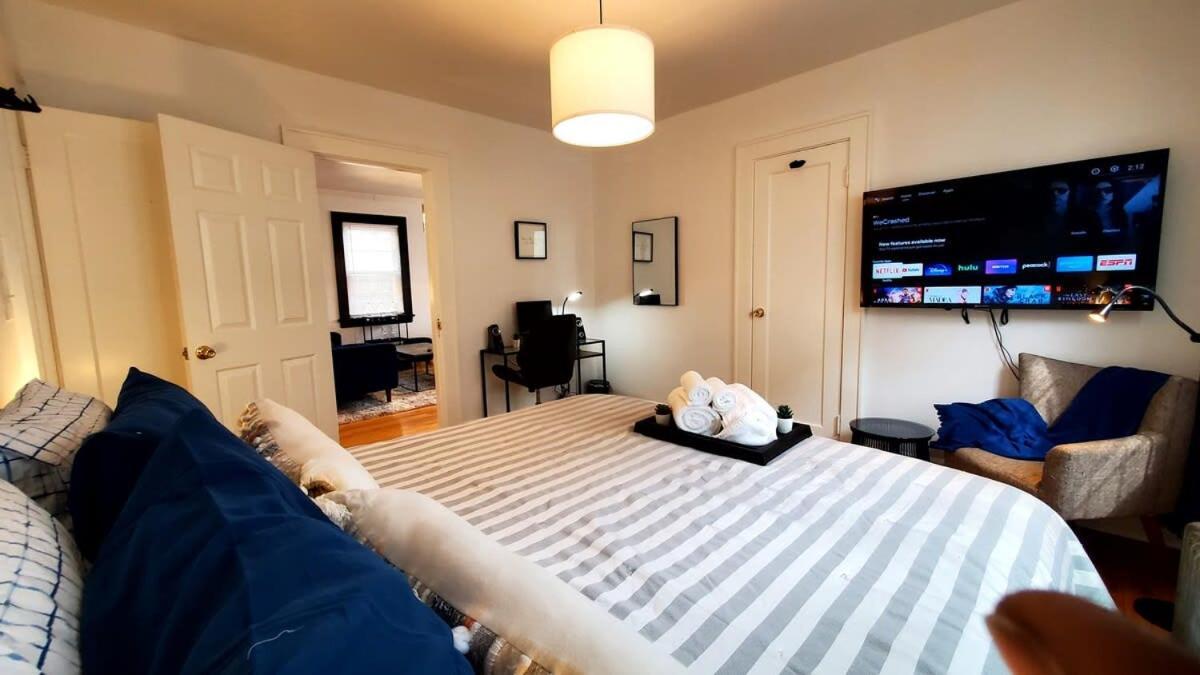 The Blue Sapphire 2Br 2 King Beds & Ample Backyard Διαμέρισμα Μπρίτζπορτ Εξωτερικό φωτογραφία