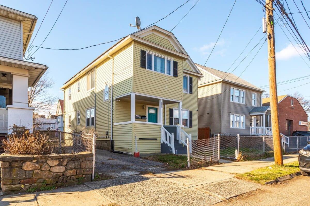 The Blue Sapphire 2Br 2 King Beds & Ample Backyard Διαμέρισμα Μπρίτζπορτ Εξωτερικό φωτογραφία